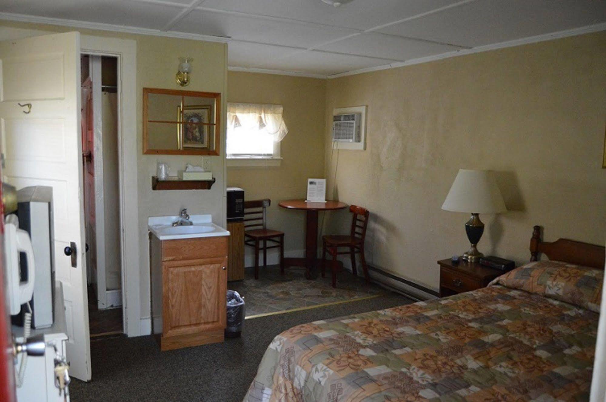 Kennebunk Gallery Motel And Cottages Экстерьер фото